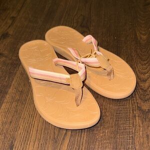 Roxy Tan and Pink Sandals